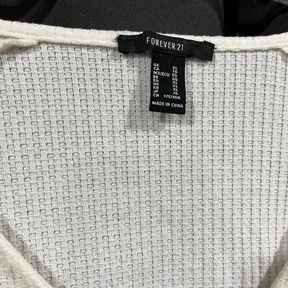 White long sleeve crop top - Picture 2 of 2